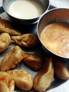 वेज फ्राइड मोमोज़ (veg fried momos recipe in hindi) रेसिपी मुख्य फोटो