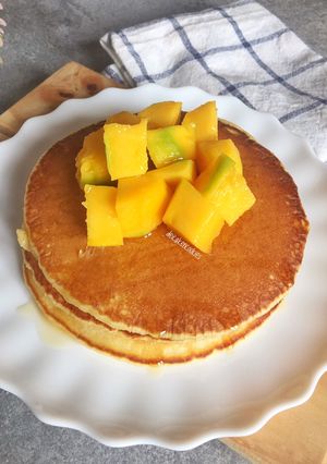 Foto resep Simple Pancake Topping Mangga
