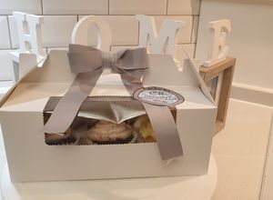 Foto di Cupcake al cioccolato con frosting Milka e oreo
