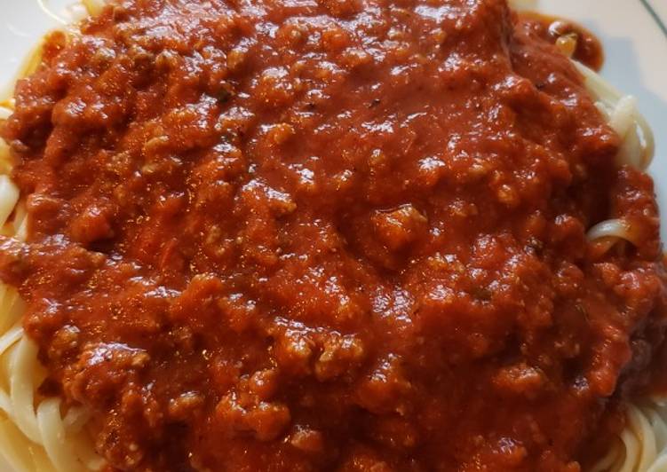 How to Make Speedy Spaghetti with Meat Sauce