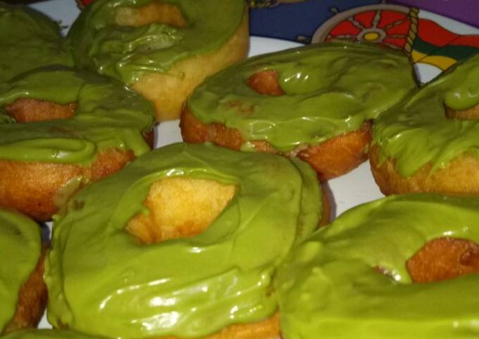 Donat kentang glaze macha