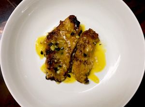 Hình của món Phi lê gà áp chảo sốt chanh dây ✨.