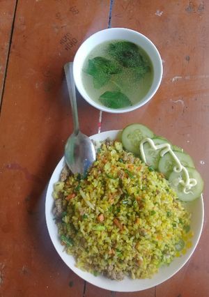 Hình của món Cơm rang thập cẩm.