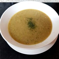 A picture of My Thick Warming Leek Potatoe & Bacon Soup. 💕.