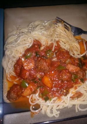 A picture of Spaghetti and Meatball Sauce.