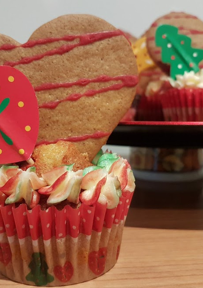 Una foto de Cupcakes con galletas de chocolate!!!