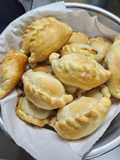Empanadillas rápidas para cuando no hay nada para convidar a las visitas