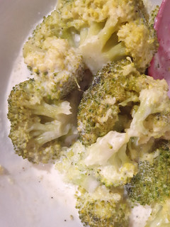 Una foto de Brócoli con salsa cremosa de soja