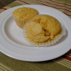 A picture of Healthy Cornbread Muffins.
