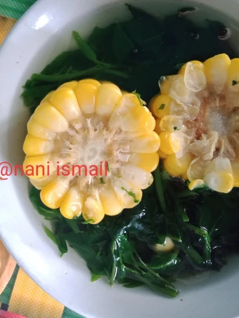 Cara Mudah Menyiapkan Resep  Sayur bening katuk+jagung(tegean katu) yang Bisa Manjain Lidah, Enak