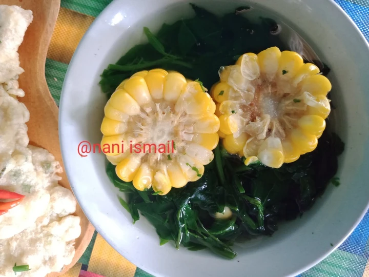 Langkah Gampang Membuat Resep  Sayur bening katuk+jagung(tegean katu) yang Enak Banget, Lezat
