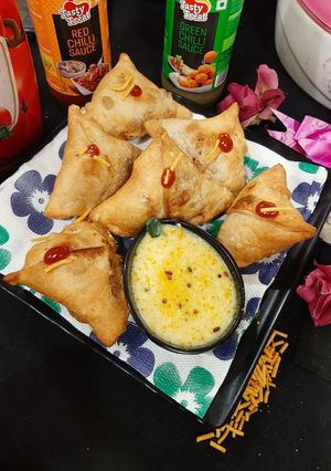 A picture of Samose.
