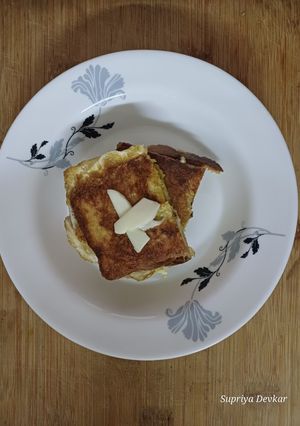 A picture of Potato egg sandwich.