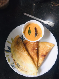 உளுந்தம்பருப்புசட்னி(ulunthu chutney recipe in tamil) செய்முறை முக்கிய புகைப்படம்