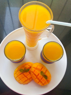 A picture of Mango Frooti.