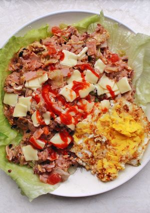 Hình của món Cơm chiên trứng cà chua phô mai.