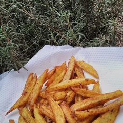 Paprika herb fries #foodphotographychallenge A picture of Paprika herb fries #foodphotographychallenge.