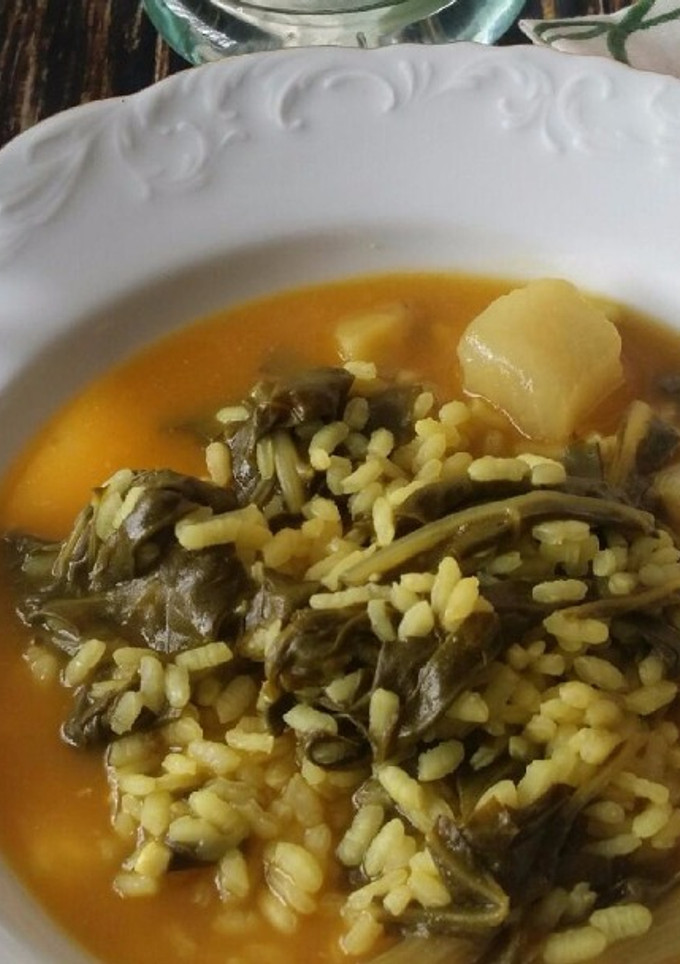 Una foto de Arroz con acelgas