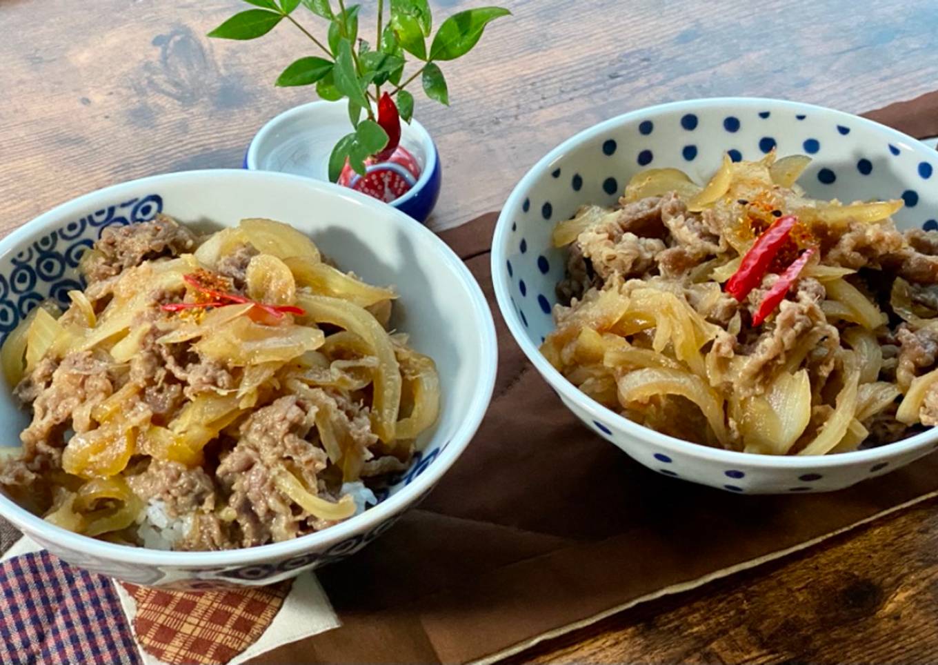 Japanese Beef with Rice 牛丼