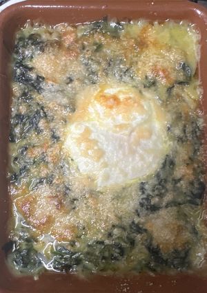 Una foto de 576. Huevos a la florentina (principal verdura)