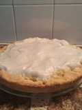 Tarta de crema pastelera y merengue