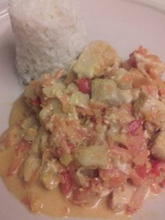 Una foto de Pollo al curry rojo