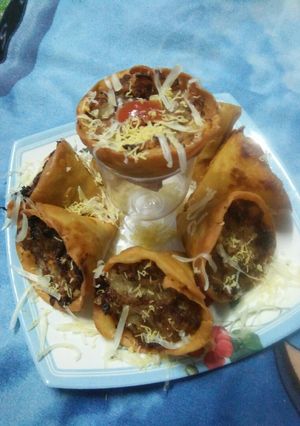 A picture of Dabeli cones.