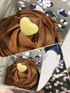 A picture of ❤💑⚘Valentine's Day Special Vegan Quick & Easy Chocolate Cupcake.