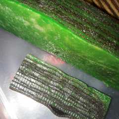 A picture of Lapis legit lumut.