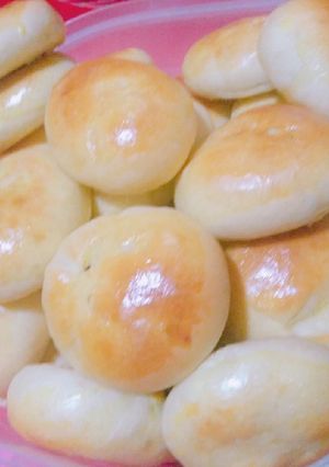 صورة لوصفة مخبوزات بعجينة قطنية وهشة 😍