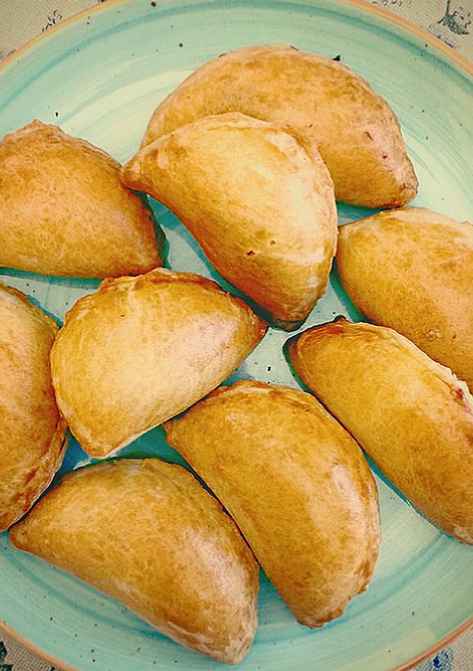 Емпанадас (курка з грибами)
