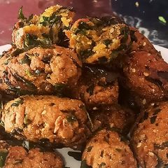 A picture of Multi grain Methi muthiya.