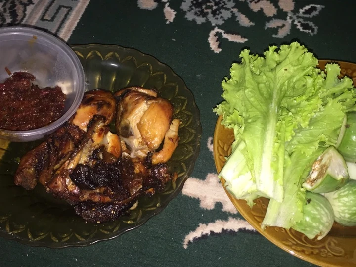 Cara Mudah Menyiapkan Resep Ayam Goreng Bacem Jogja ala Mbok Sabar dan Sambal Terasi Goreng yang Enak Banget Anti Ribet, Uenak Banget