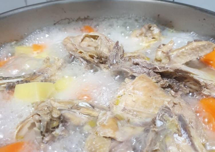 Cara Gampang meracik Sup ayam simple bernutrisi yang sempurna