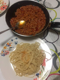 Una foto de Espagueti con carne picada 🍝