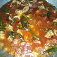 A picture of Boneless beef karahi.
