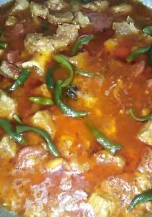 A picture of Boneless beef karahi.
