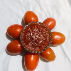 A picture of Tomato jelly.