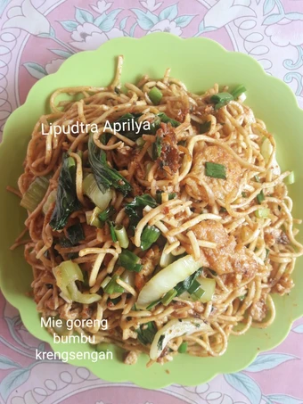 Cara Mudah Membikin Resep Mie goreng bumbu krengsengan yang Sempurna Anti Ribet, Uenak Banget