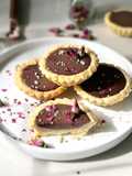 ทาร์ตช็อคโกแลตกานาซ Chocolate Ganache Tarts with Sea salt