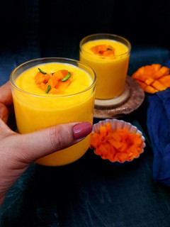A picture of Mango Milk shake.