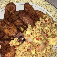 A picture of Plantain and scrambled eggs 😋.