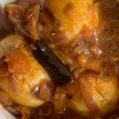 A picture of Egg masala.