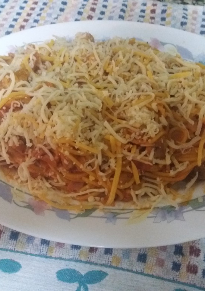 Una foto de Espaguetis con lomo y especias