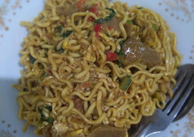 Mi goreng nyemek