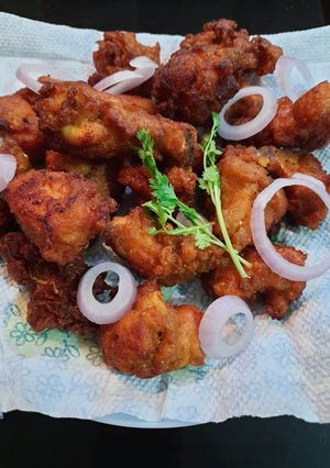 A picture of Chicken Pokode.