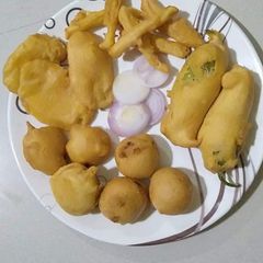 Different types of bhajias A picture of Different types of bhajias.