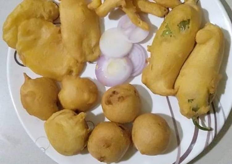 Recipe of Favorite Different types of bhajias