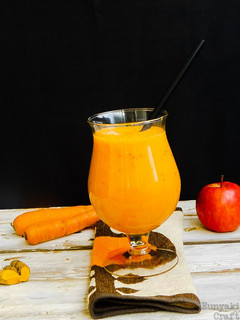 A picture of Carrot Apple Smoothie.