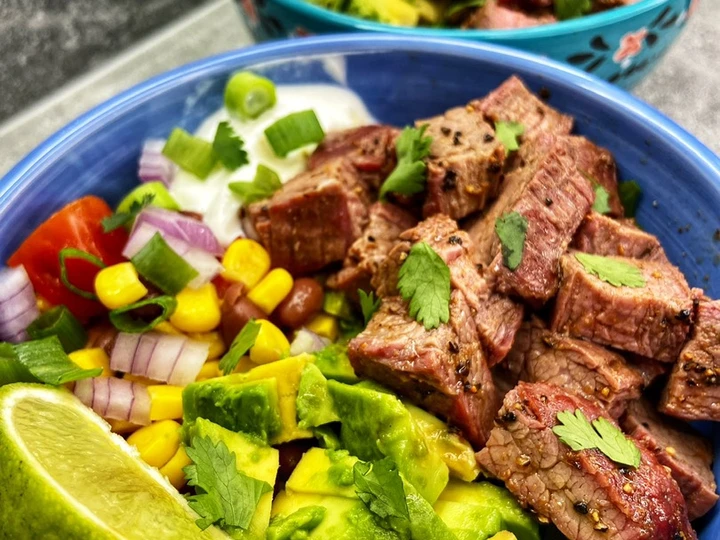 Easy Way Make Recipe Chicken/Steak burrito bowls (Chipotle bowls) that is  Makes Drooling, Delicious}